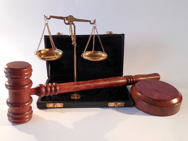 W czym zdoła nam wspomóc radca prawny? W jakich kwestiach i w jakich dziedzinach prawa wspomoże nam radca prawny?
